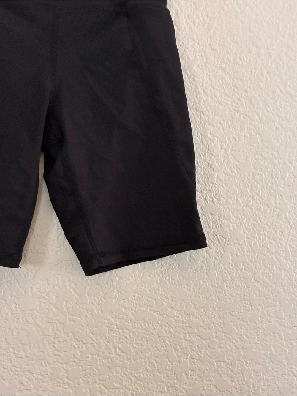 Old Navy  | Like new girls black stretch biker shorts kick shorts size 10-12